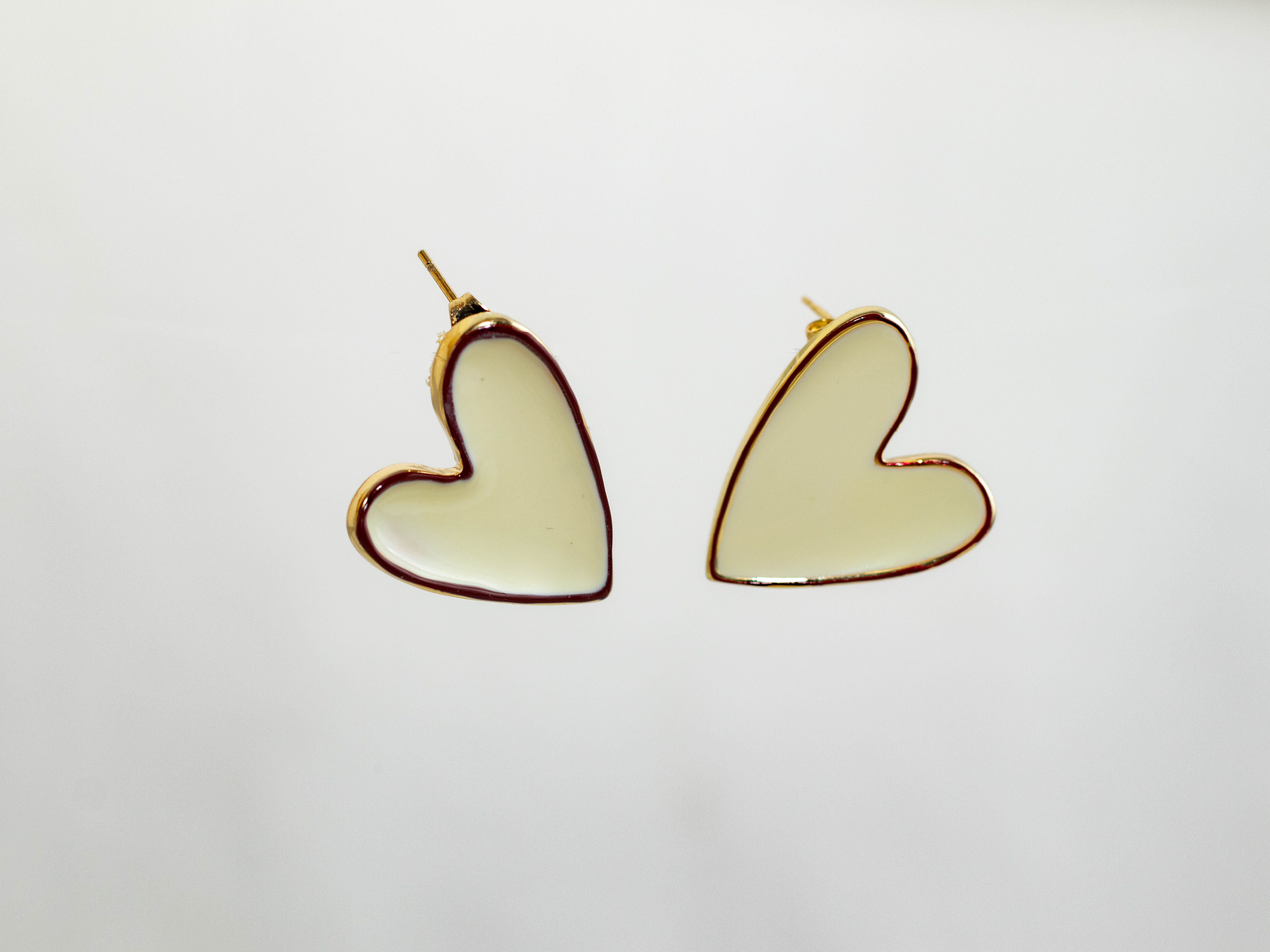 Aretes corazón blanco - Image 2