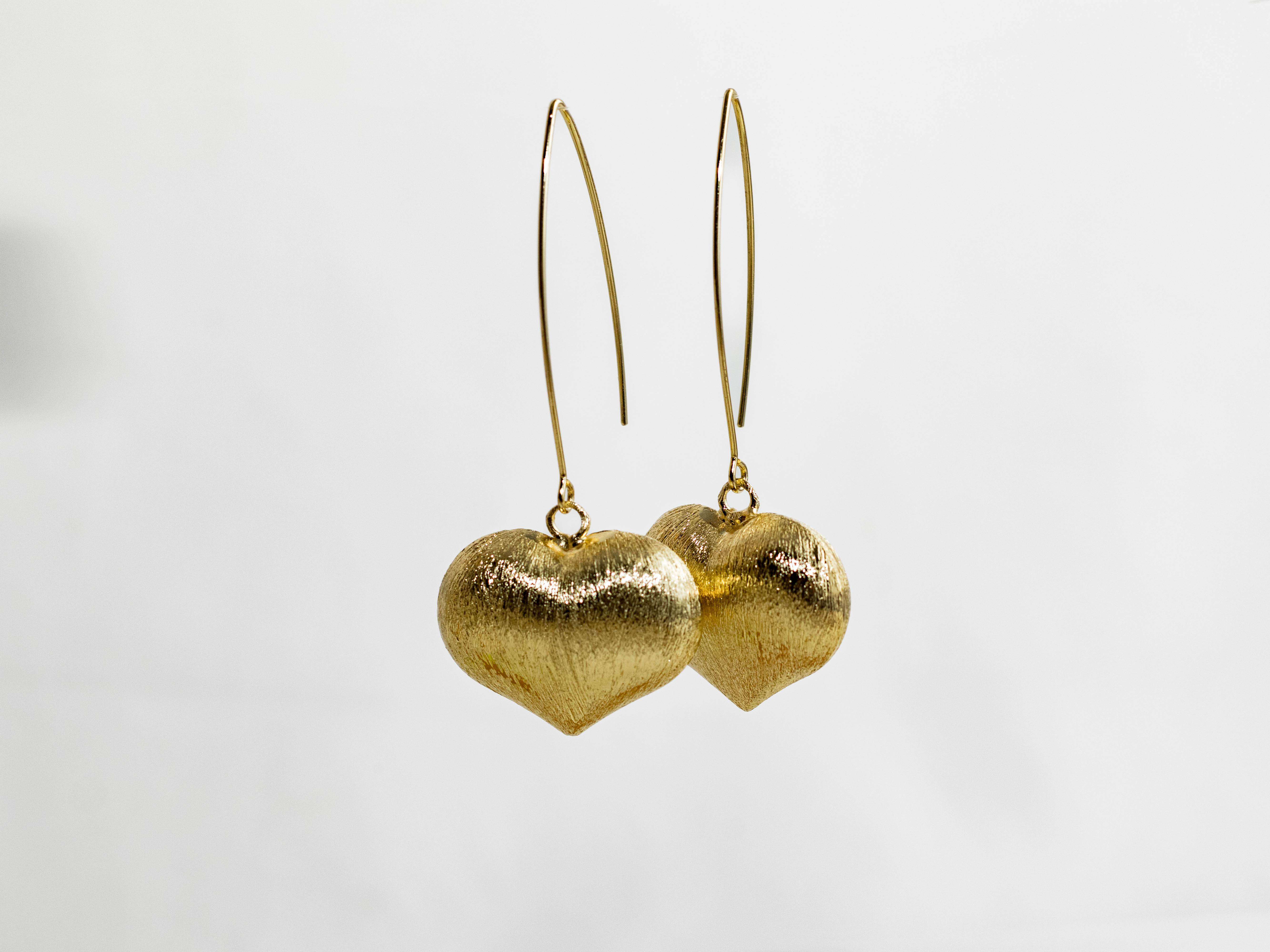 aretes cereza corazón dorado - Image 3