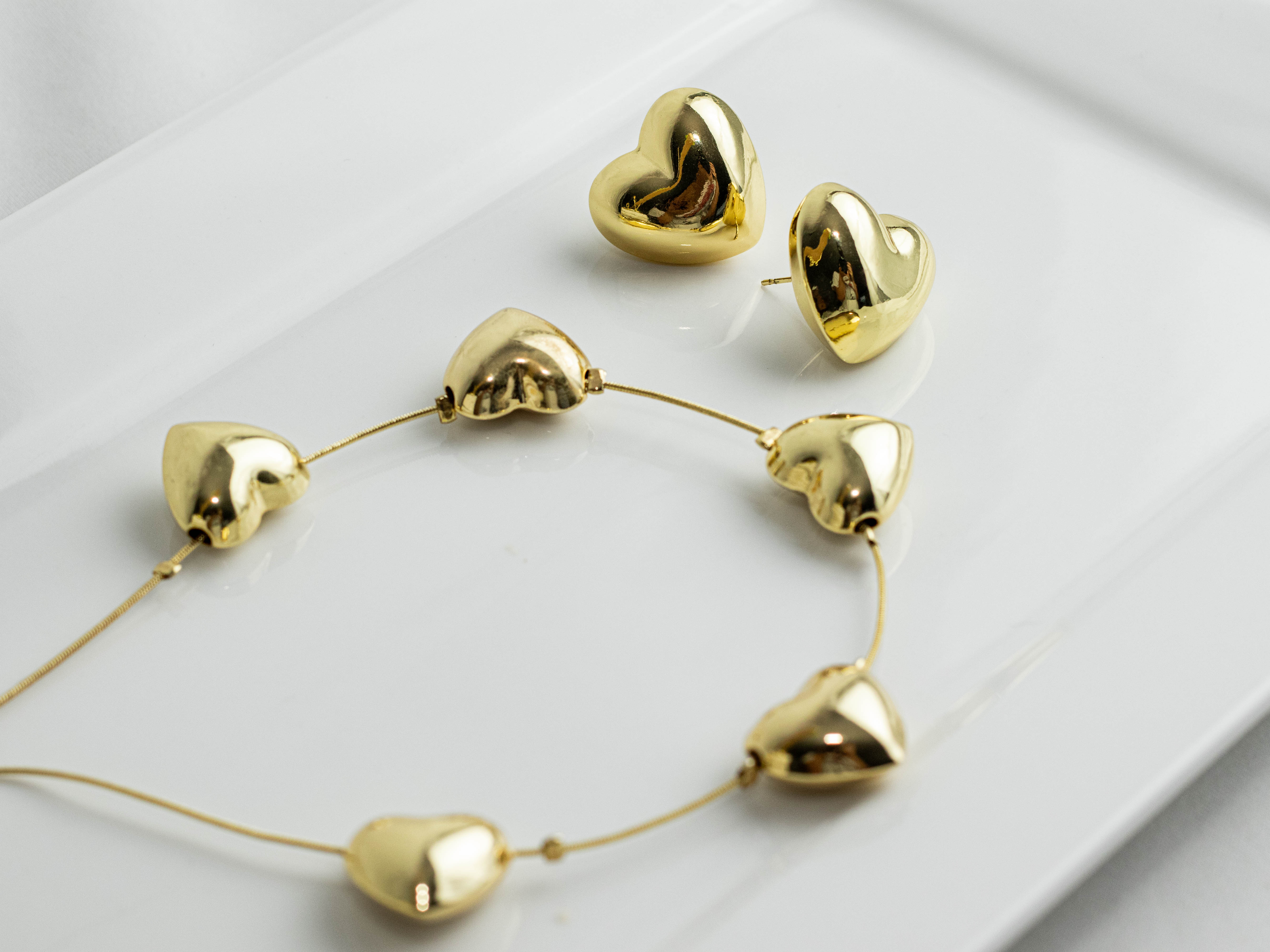 collar choker corazón con topos - Image 4